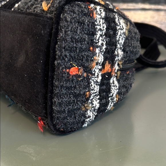 Vera Bradley Luxe Wool purse. - Picture 6 of 11